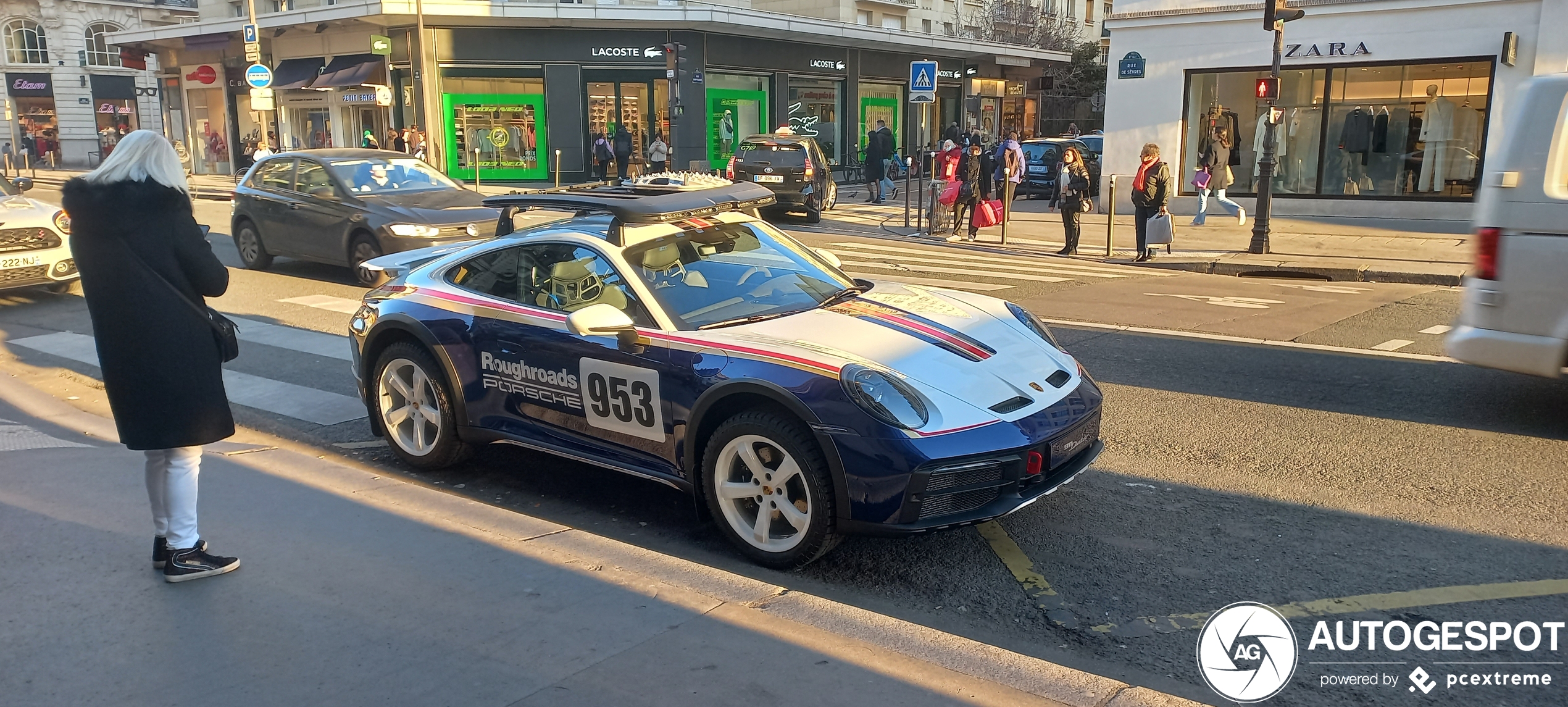 Porsche 992 Dakar