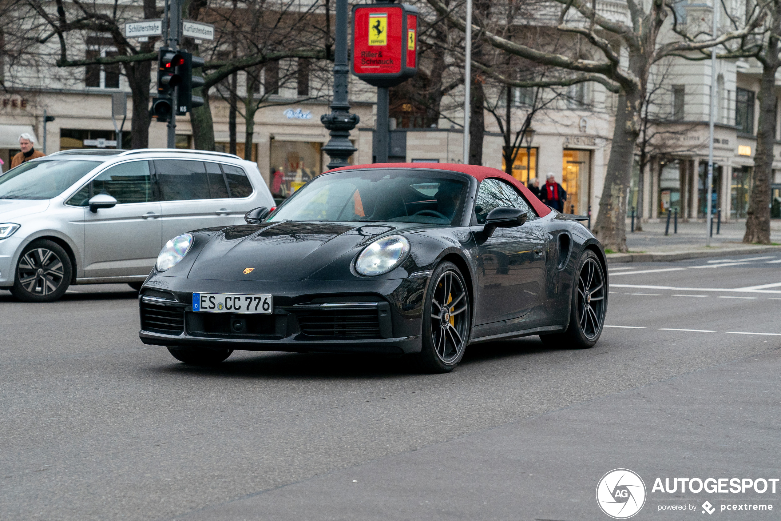 Porsche 992 Turbo S Cabriolet