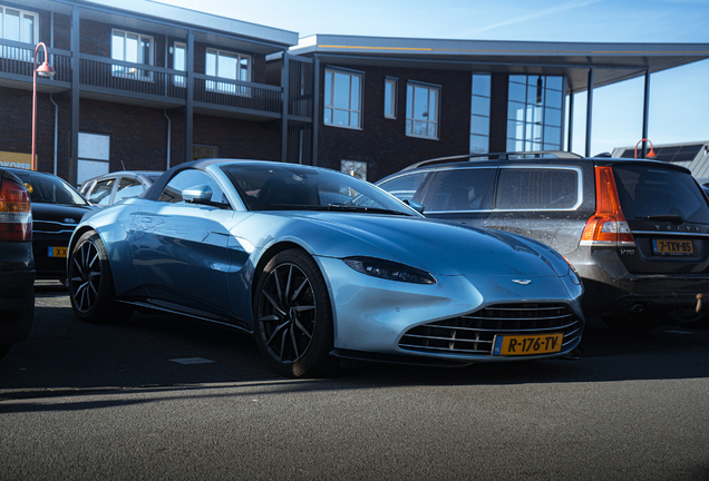 Aston Martin V8 Vantage Roadster 2020