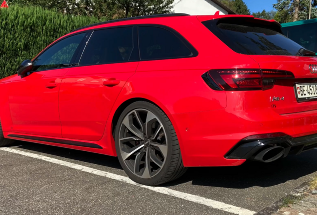 Audi RS4 Avant B9