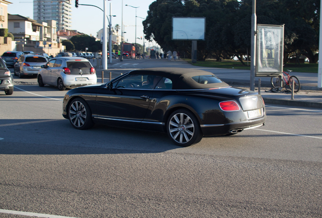 Bentley Continental GTC V8