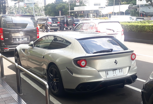 Ferrari FF