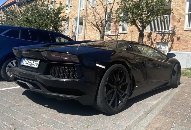 Lamborghini Aventador LP700-4 Roadster