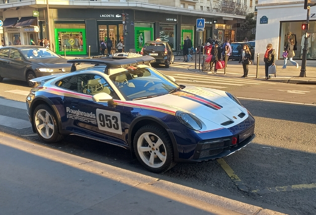 Porsche 992 Dakar