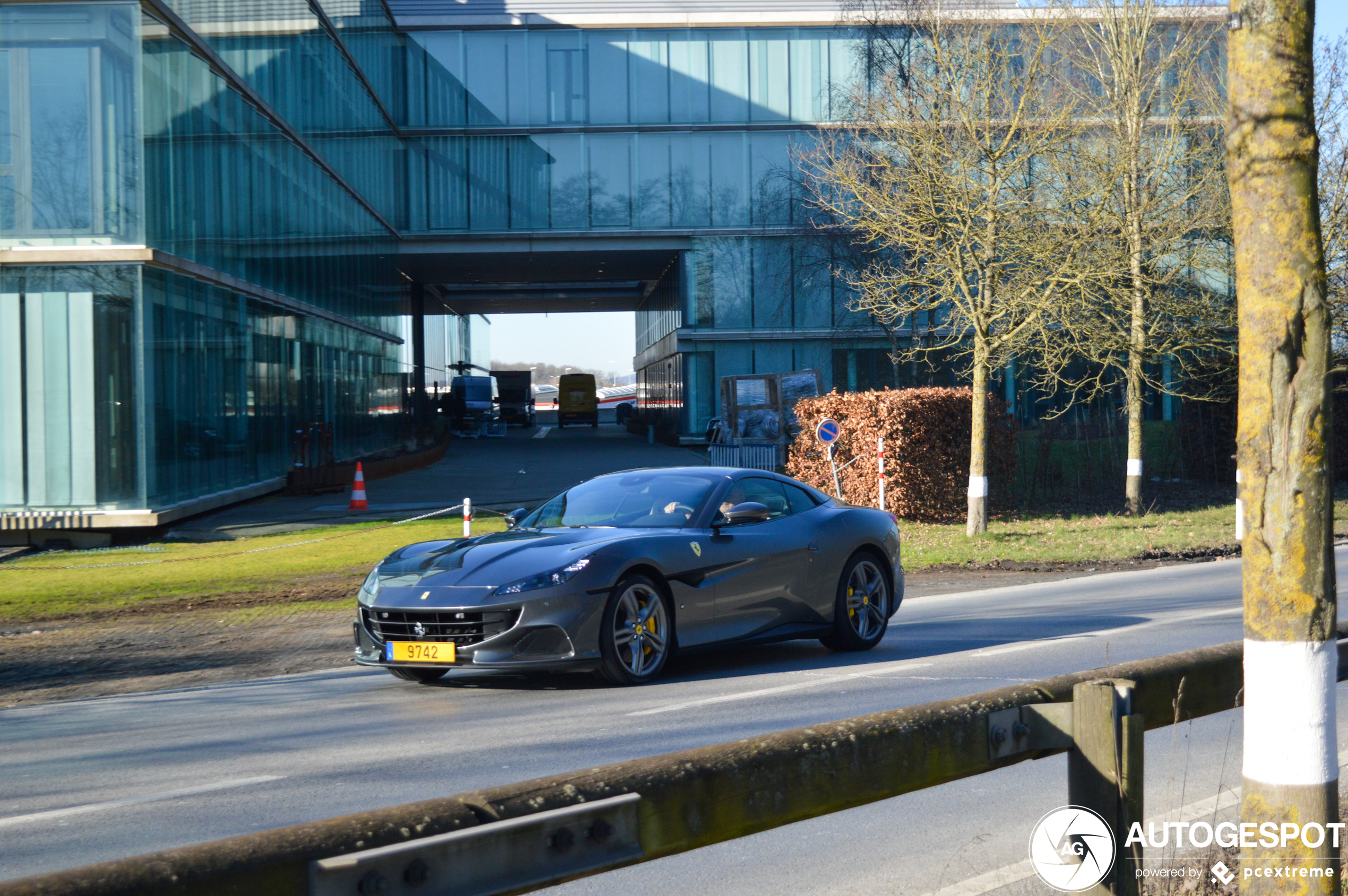 Ferrari Portofino M