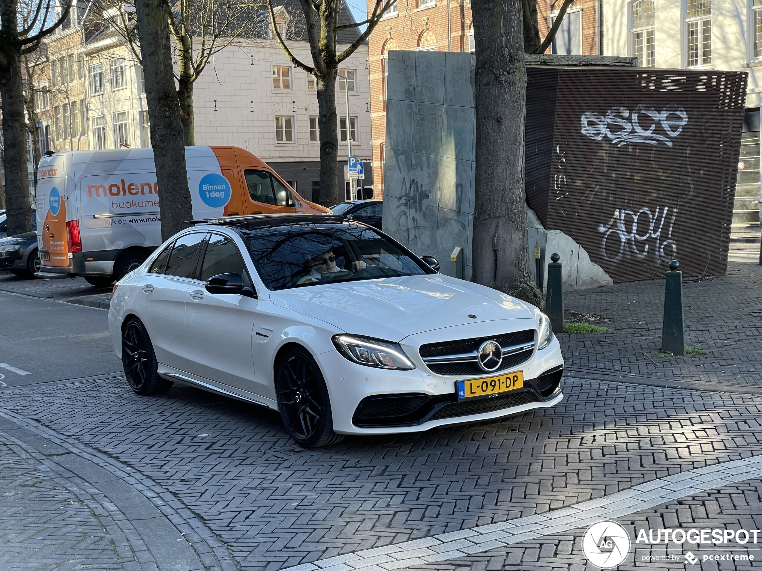 Mercedes-AMG C 63 S W205