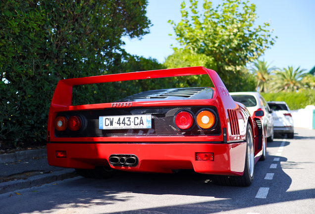 Ferrari F40