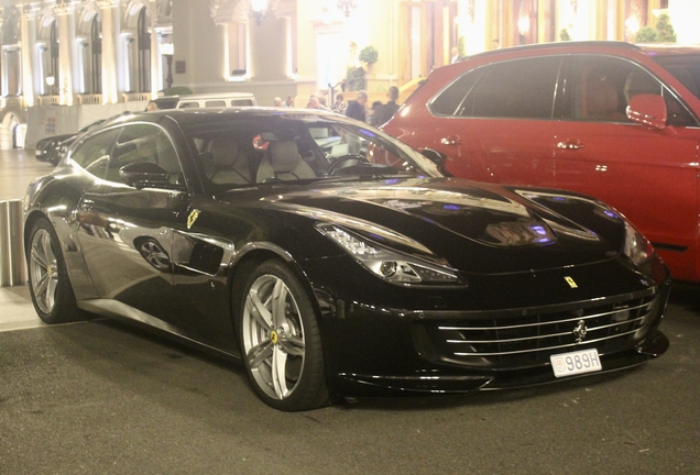 Ferrari GTC4Lusso