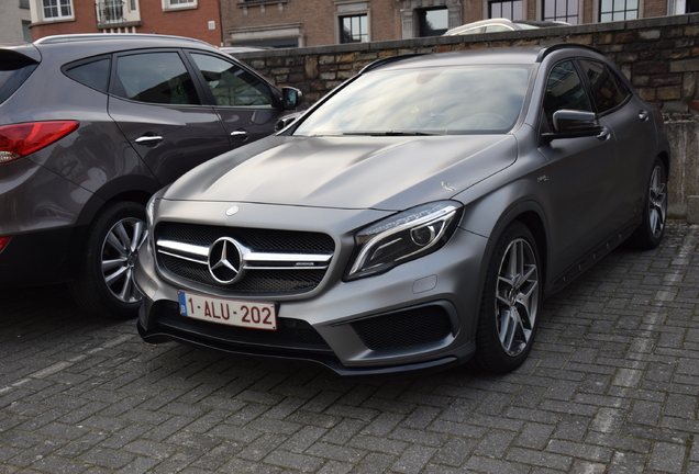 Mercedes-AMG GLA 45 X156