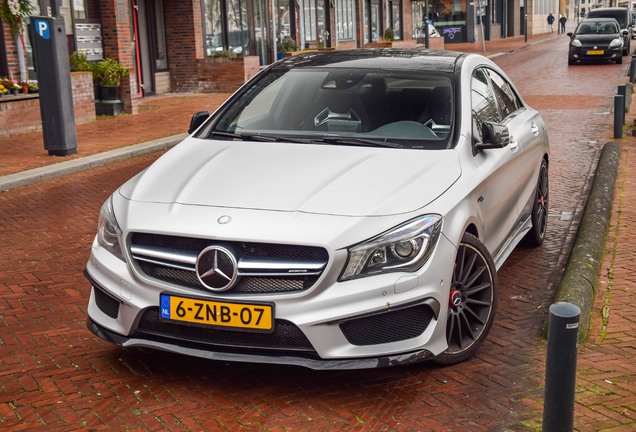 Mercedes-Benz CLA 45 AMG C117