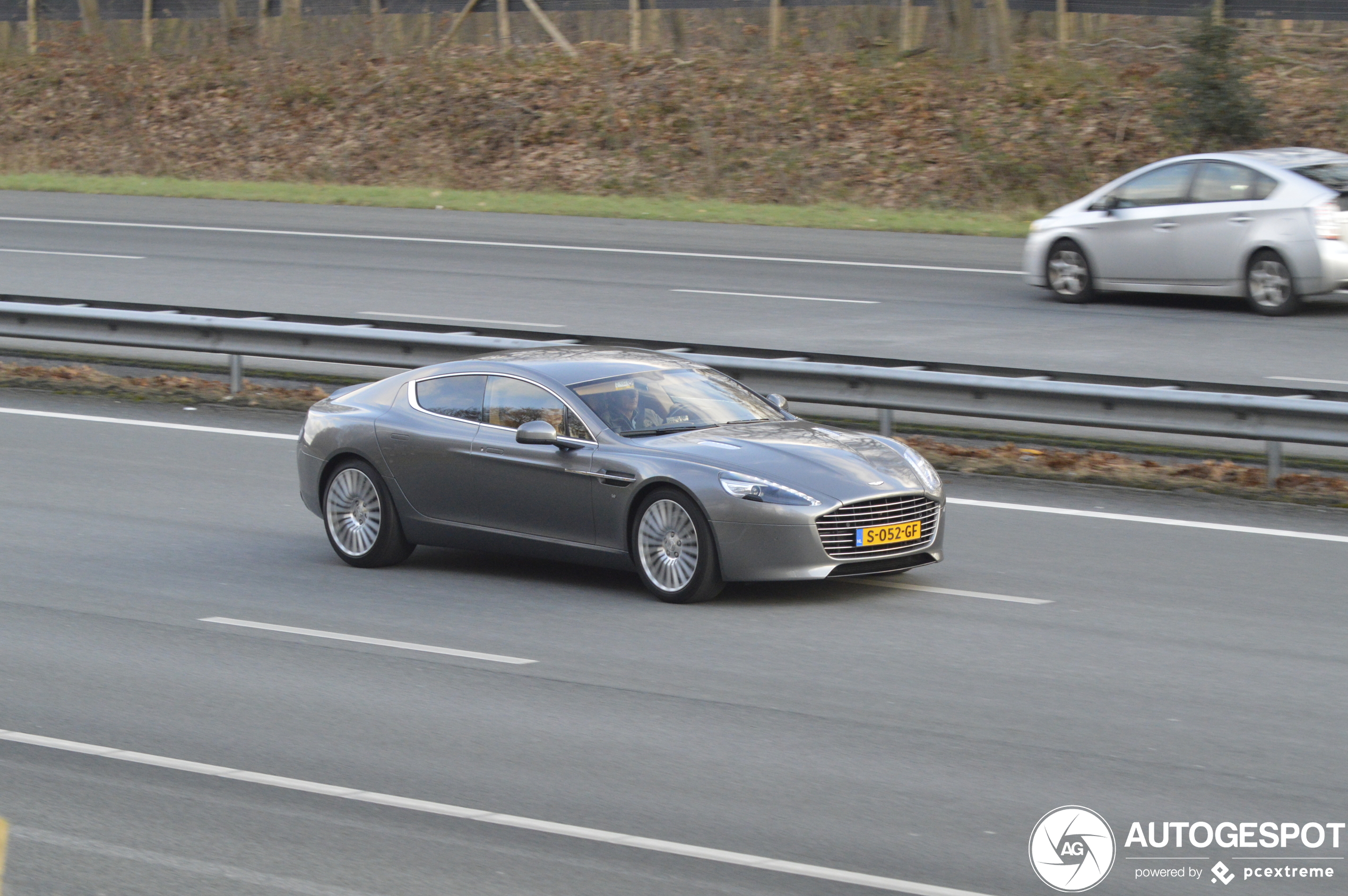 Aston Martin Rapide S