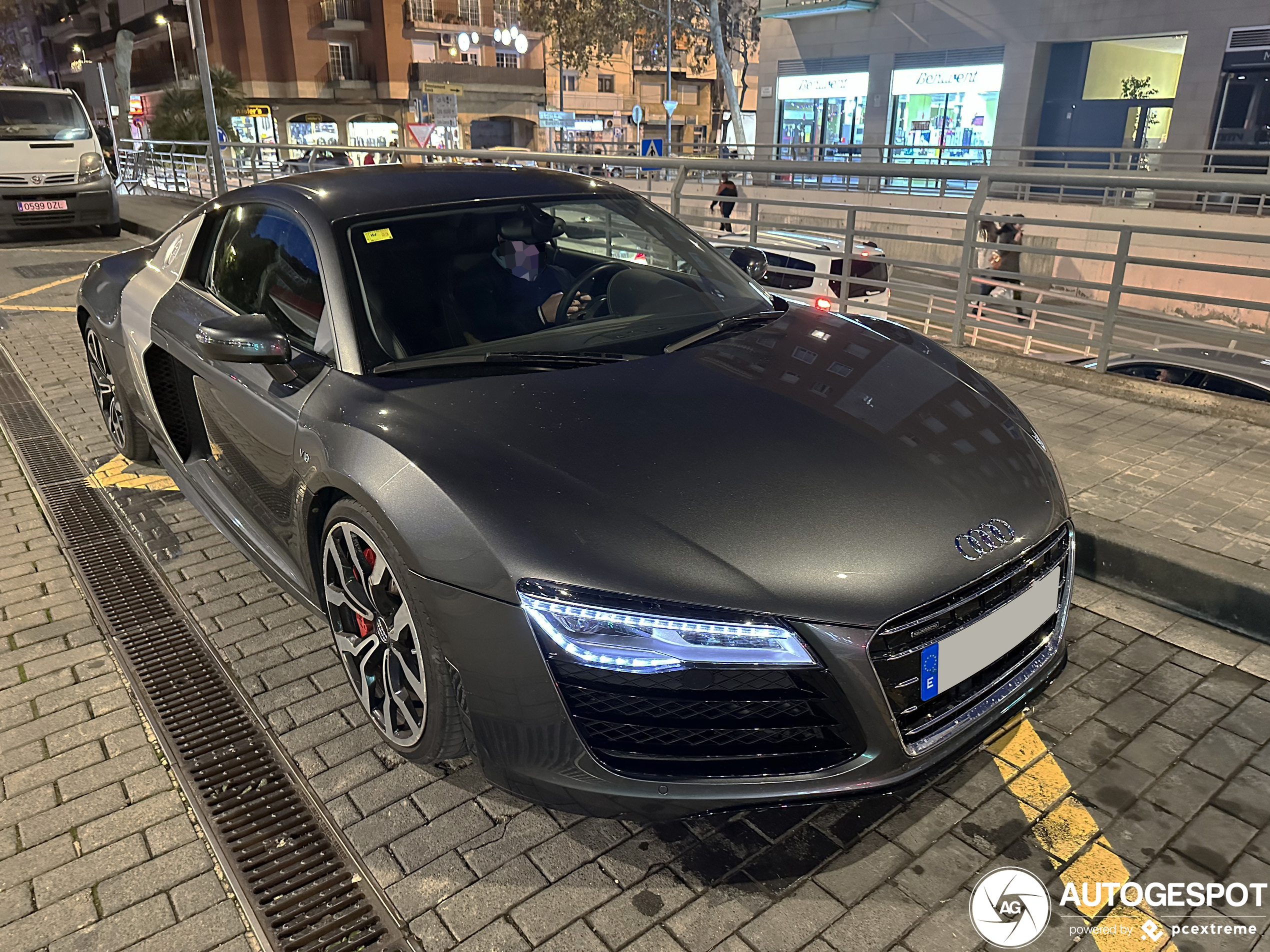 Audi R8 V10 2013