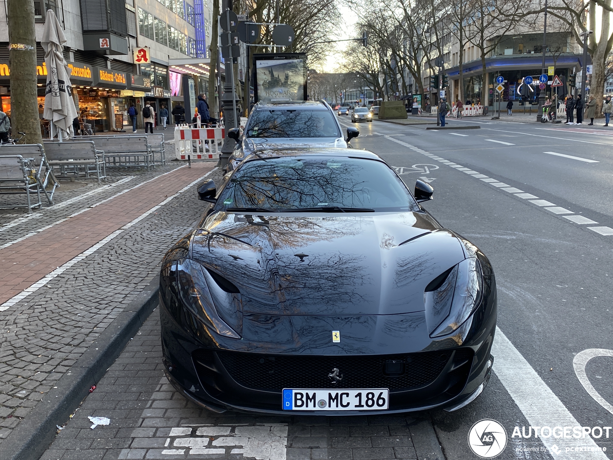 Ferrari 812 GTS