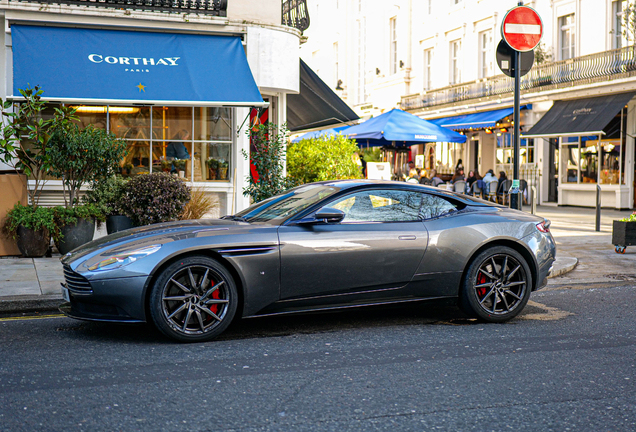 Aston Martin DB11