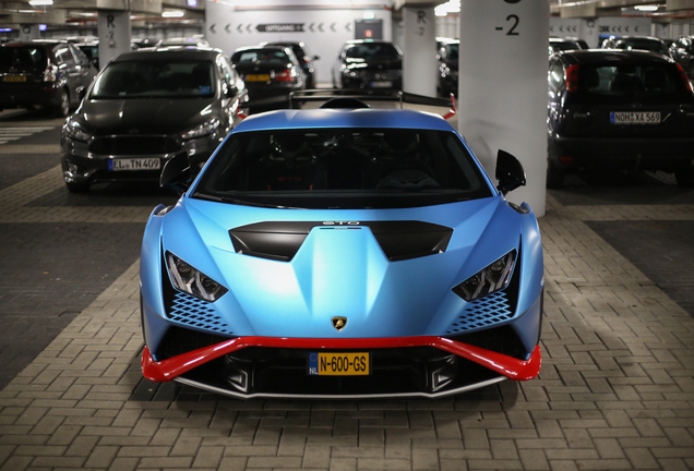 Lamborghini Huracán LP640-2 STO