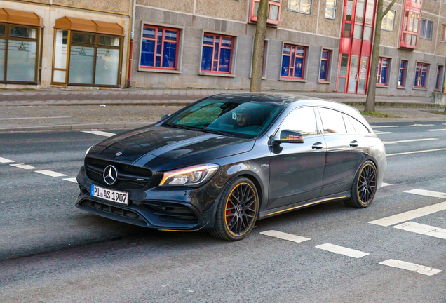 Mercedes-AMG CLA 45 Shooting Brake X117 Yellow Night Edition