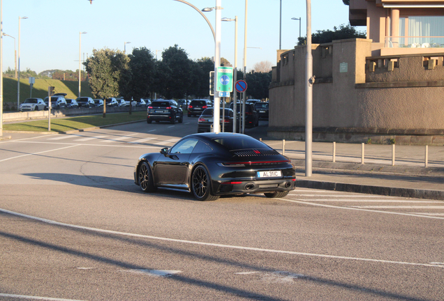 Porsche 992 Carrera 4S