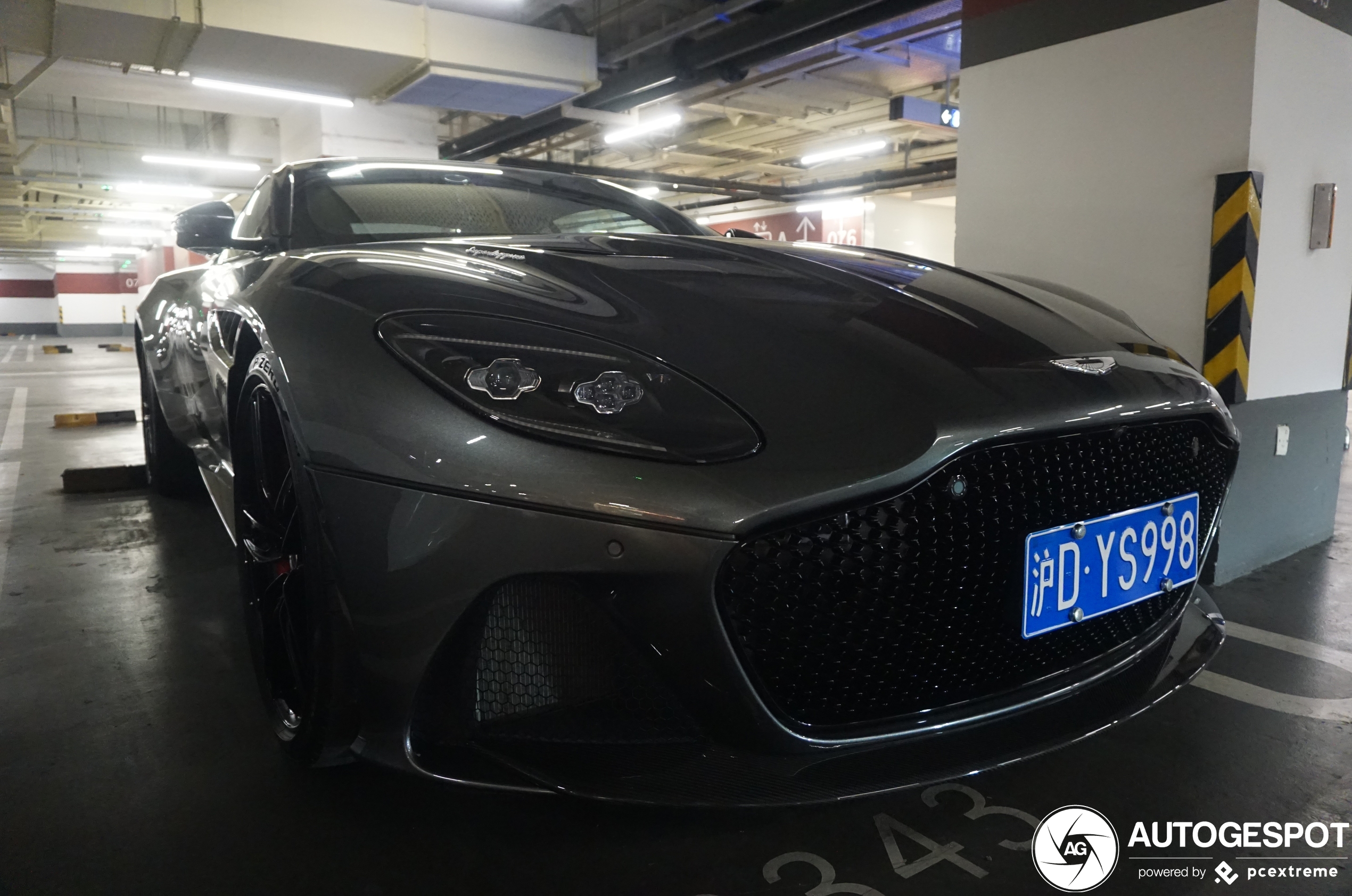 Aston Martin DBS Superleggera