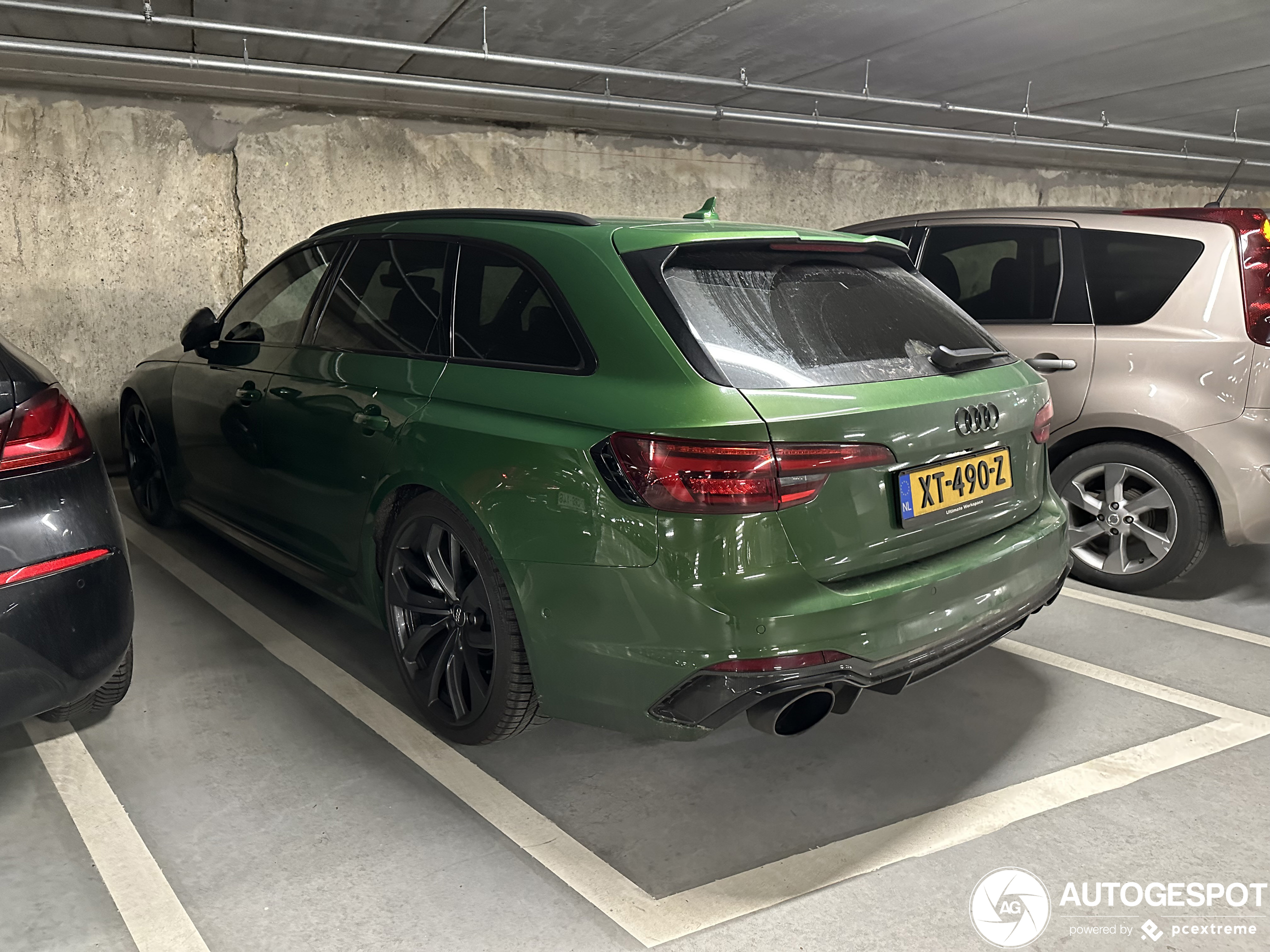 Audi RS4 Avant B9