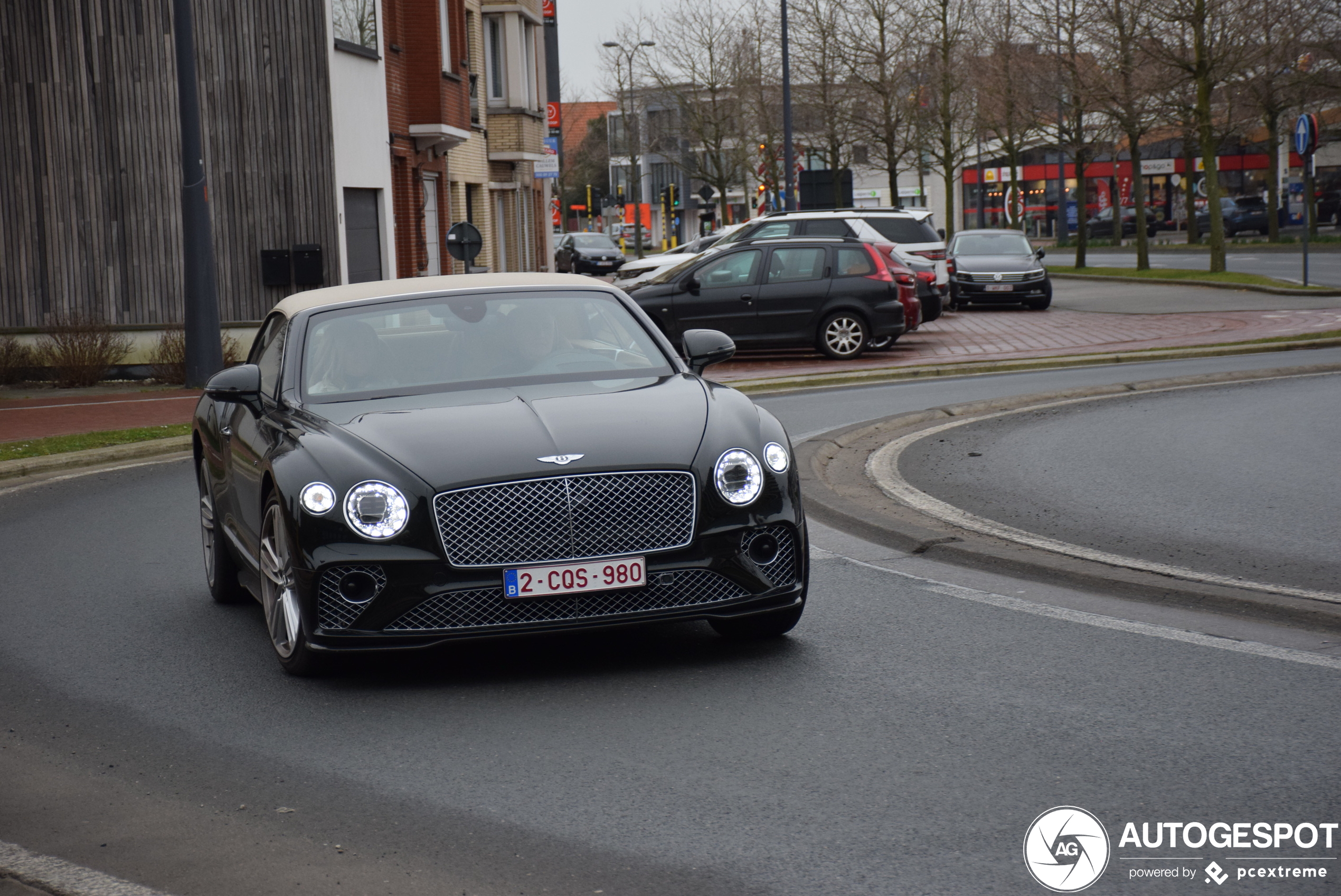 Bentley Continental GTC V8 2020