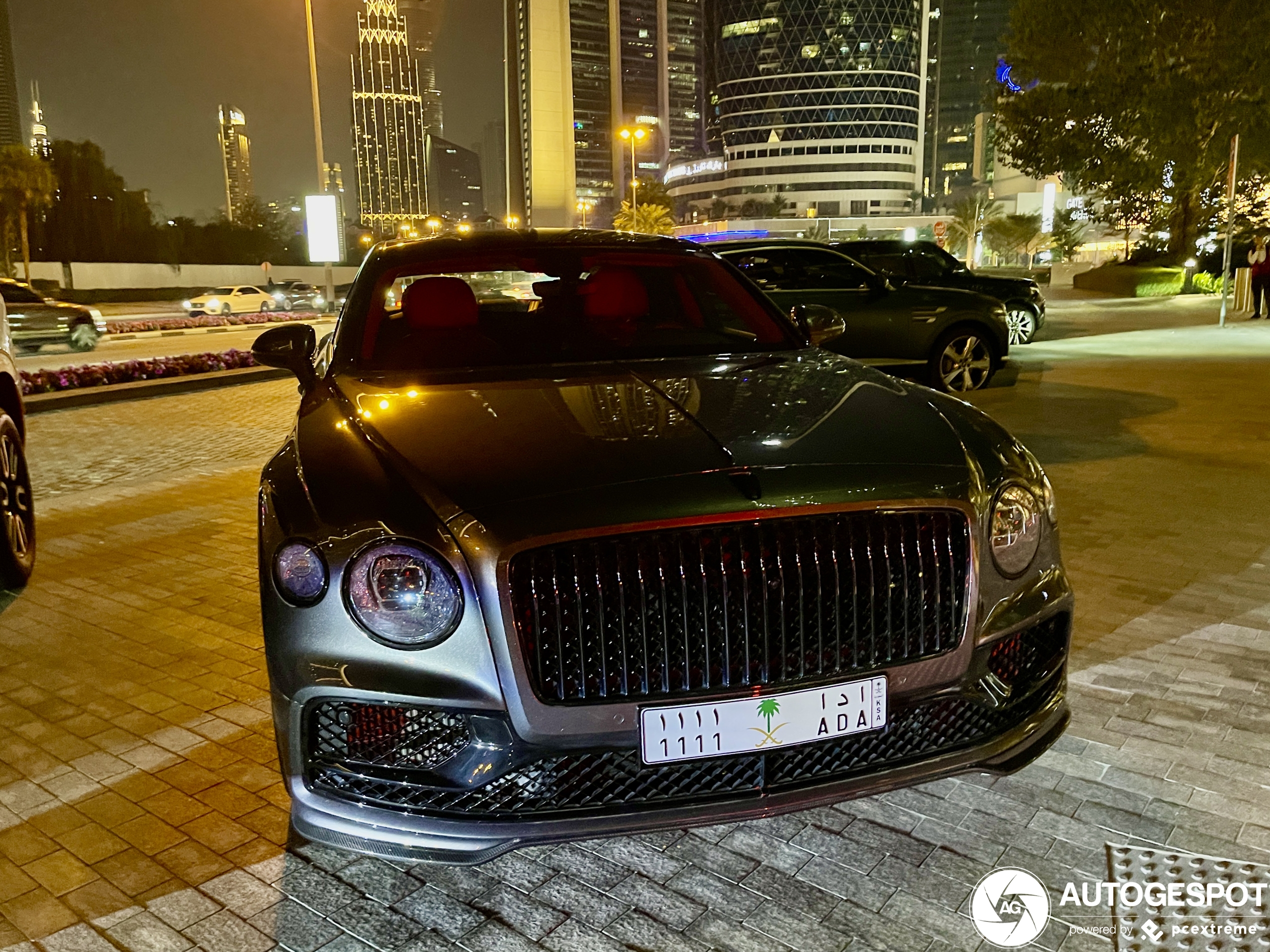 Bentley Flying Spur V8 2021