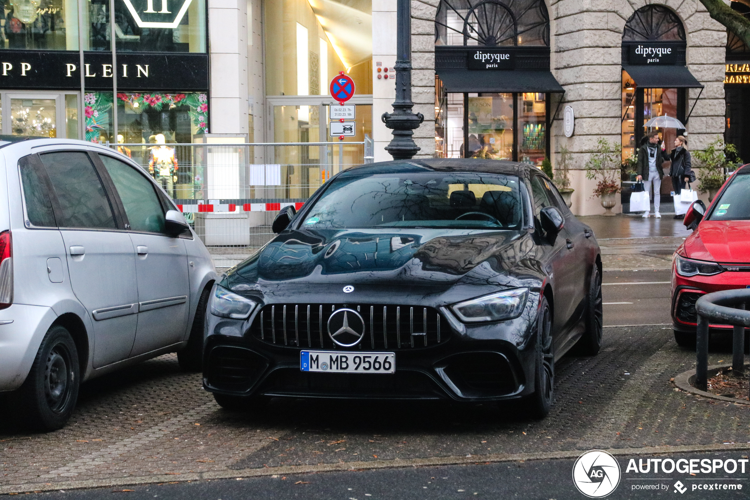 Mercedes-AMG GT 63 X290