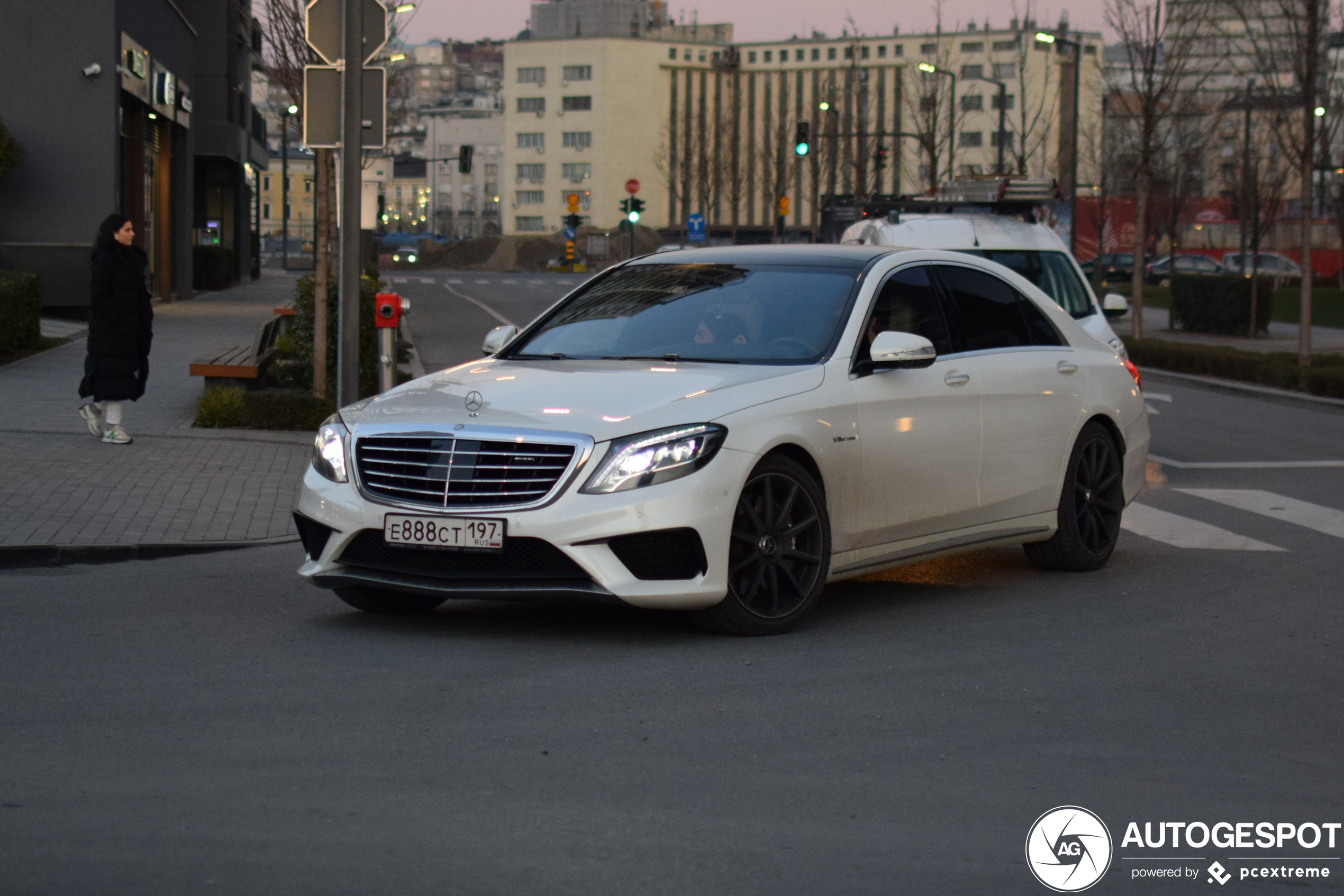 Mercedes-Benz S 63 AMG V222