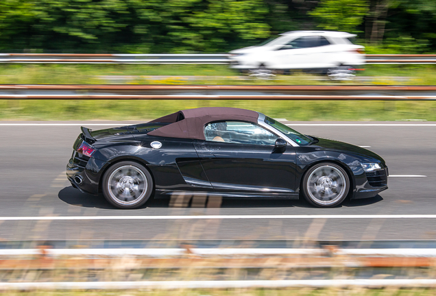 Audi R8 V10 Spyder