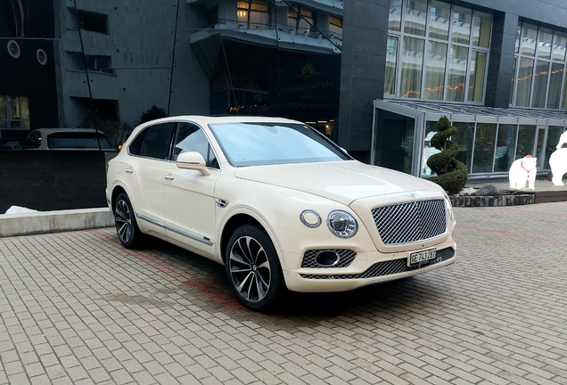 Bentley Bentayga V8