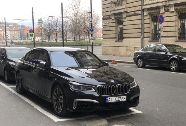 BMW M760Li xDrive