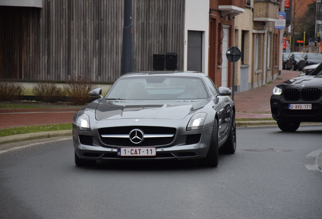 Mercedes-Benz SLS AMG