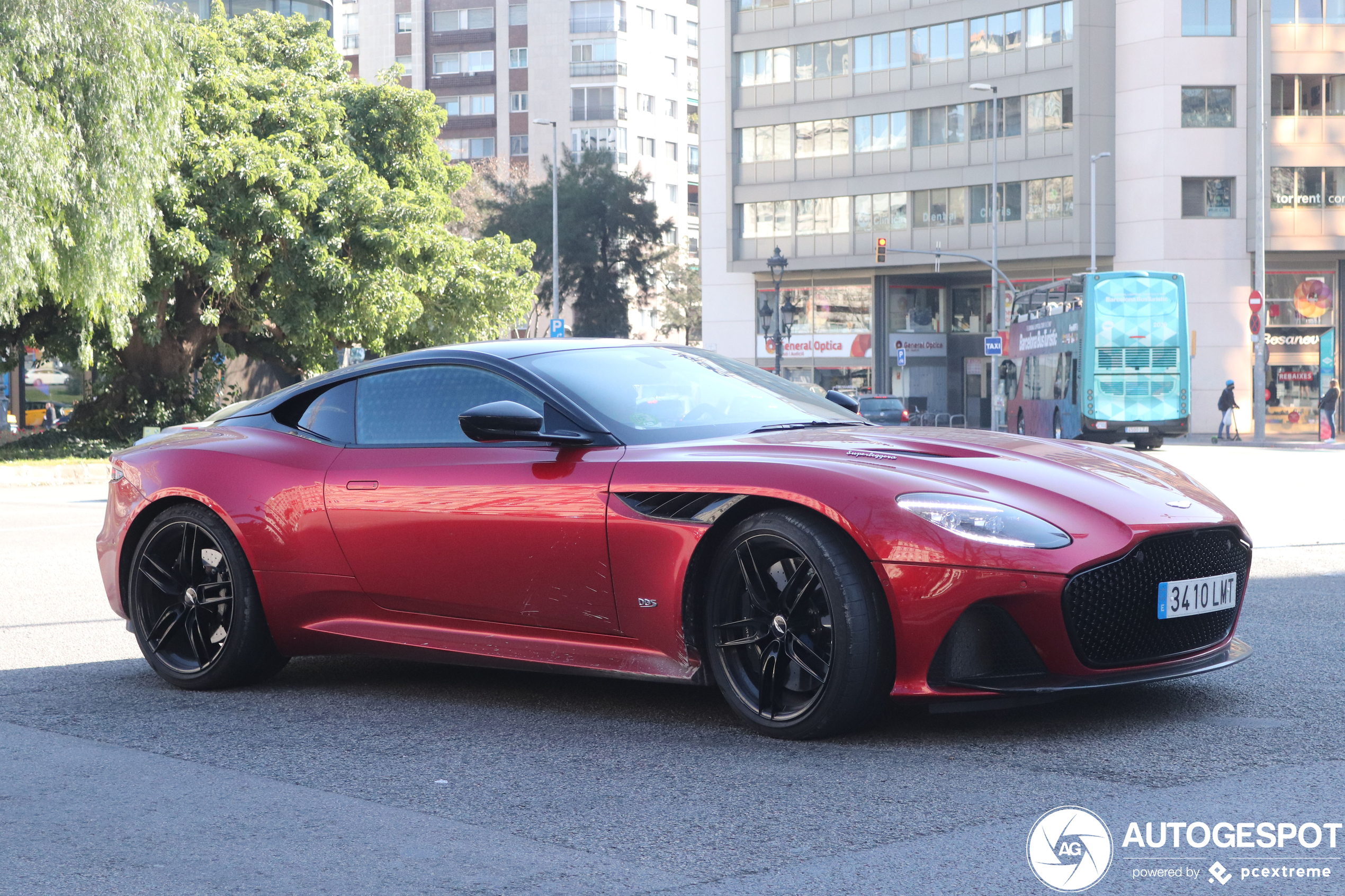 Aston Martin DBS Superleggera