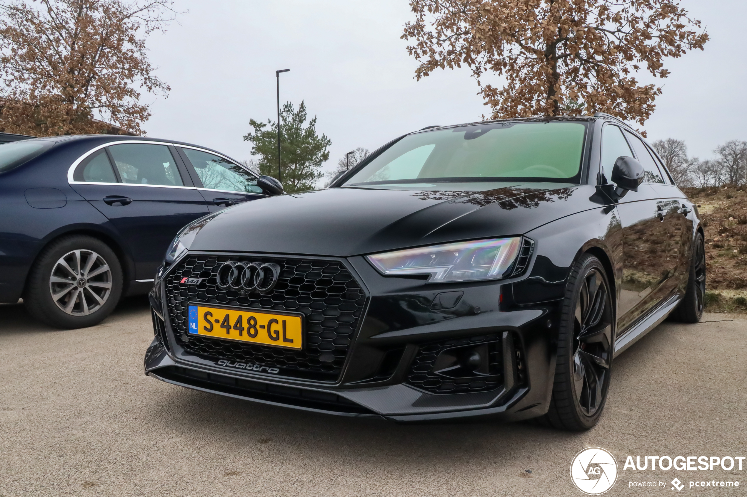 Audi RS4 Avant B9