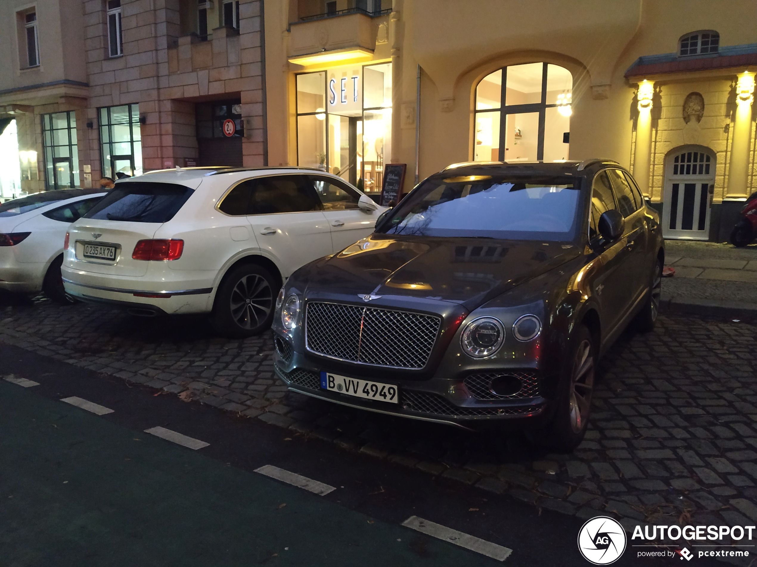 Bentley Bentayga V8