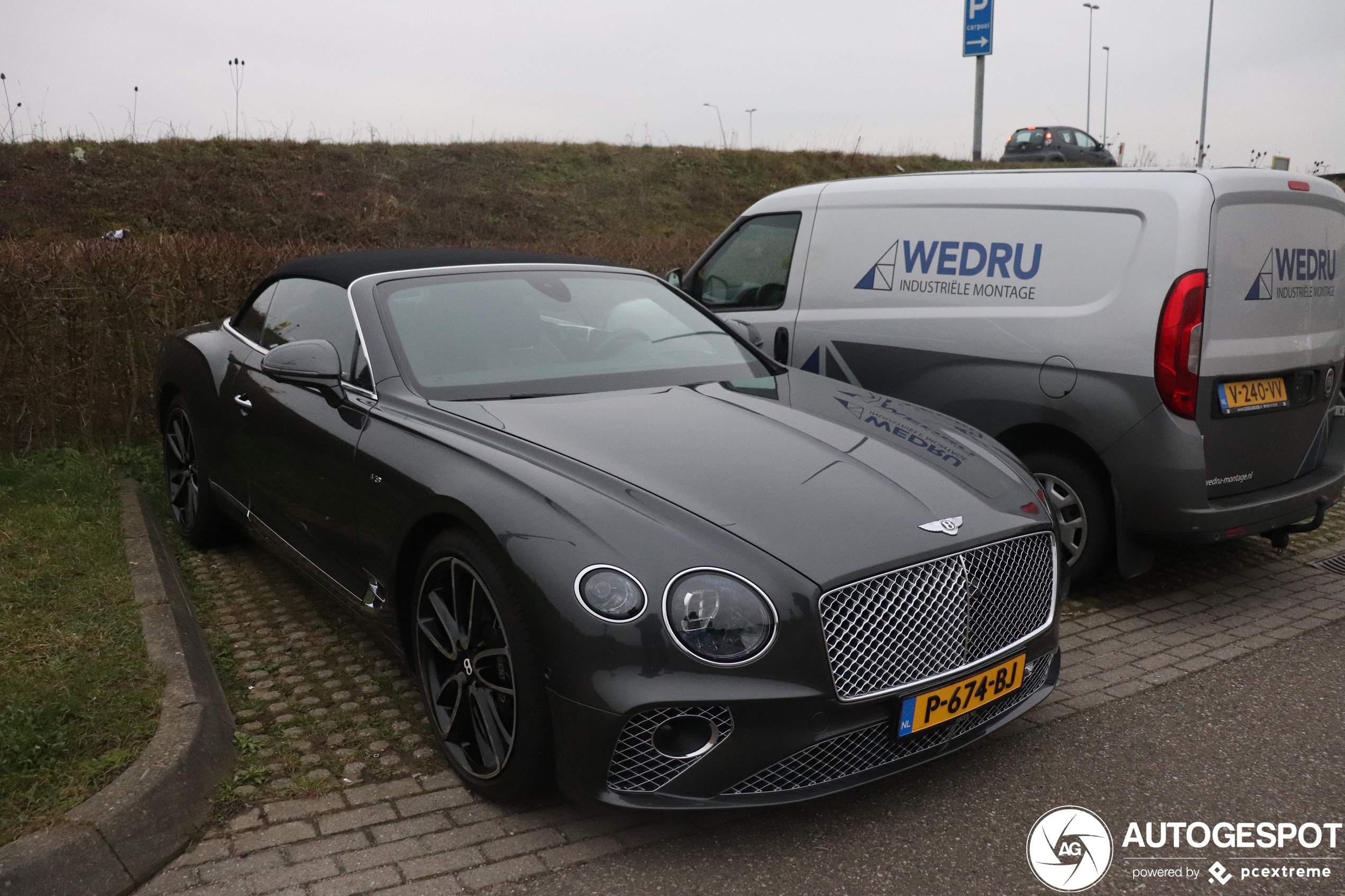 Bentley Continental GTC V8 2020