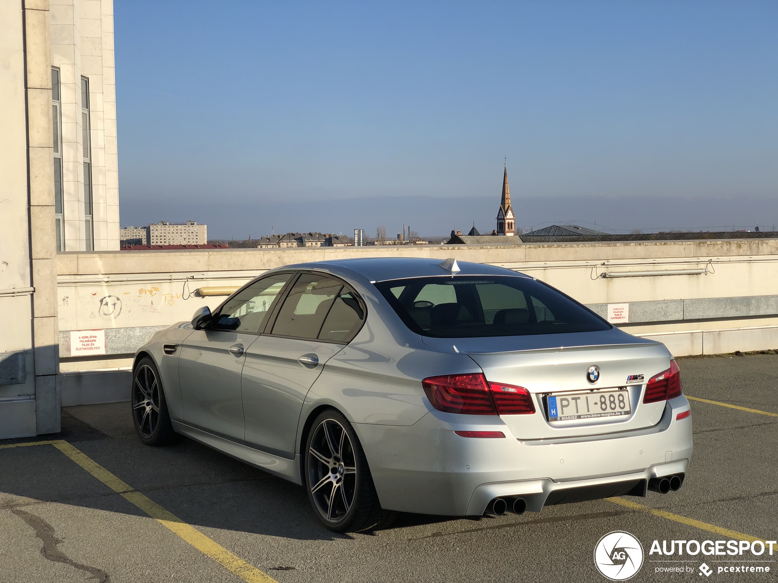 BMW M5 F10 2014