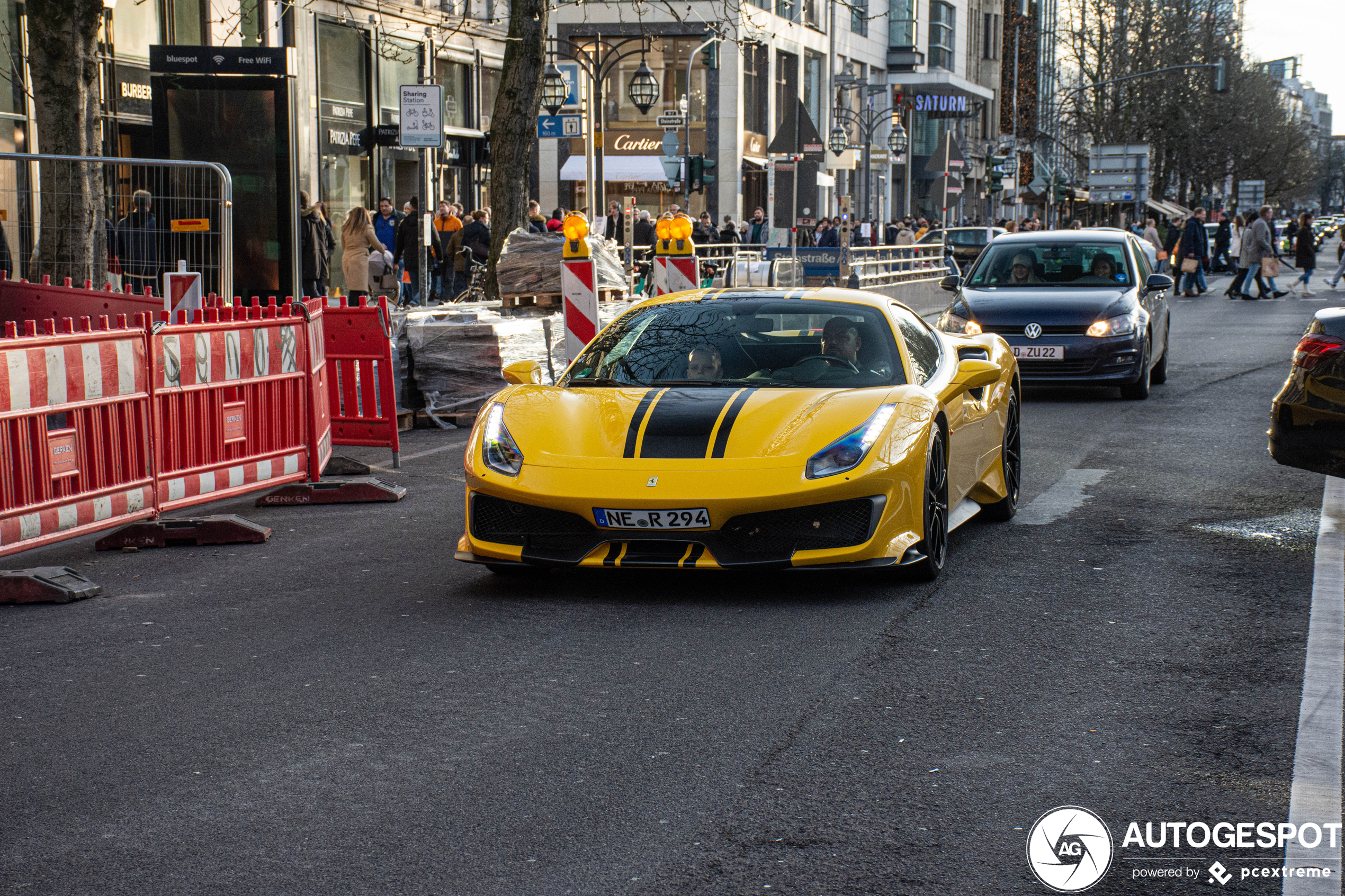 Ferrari 488 Pista