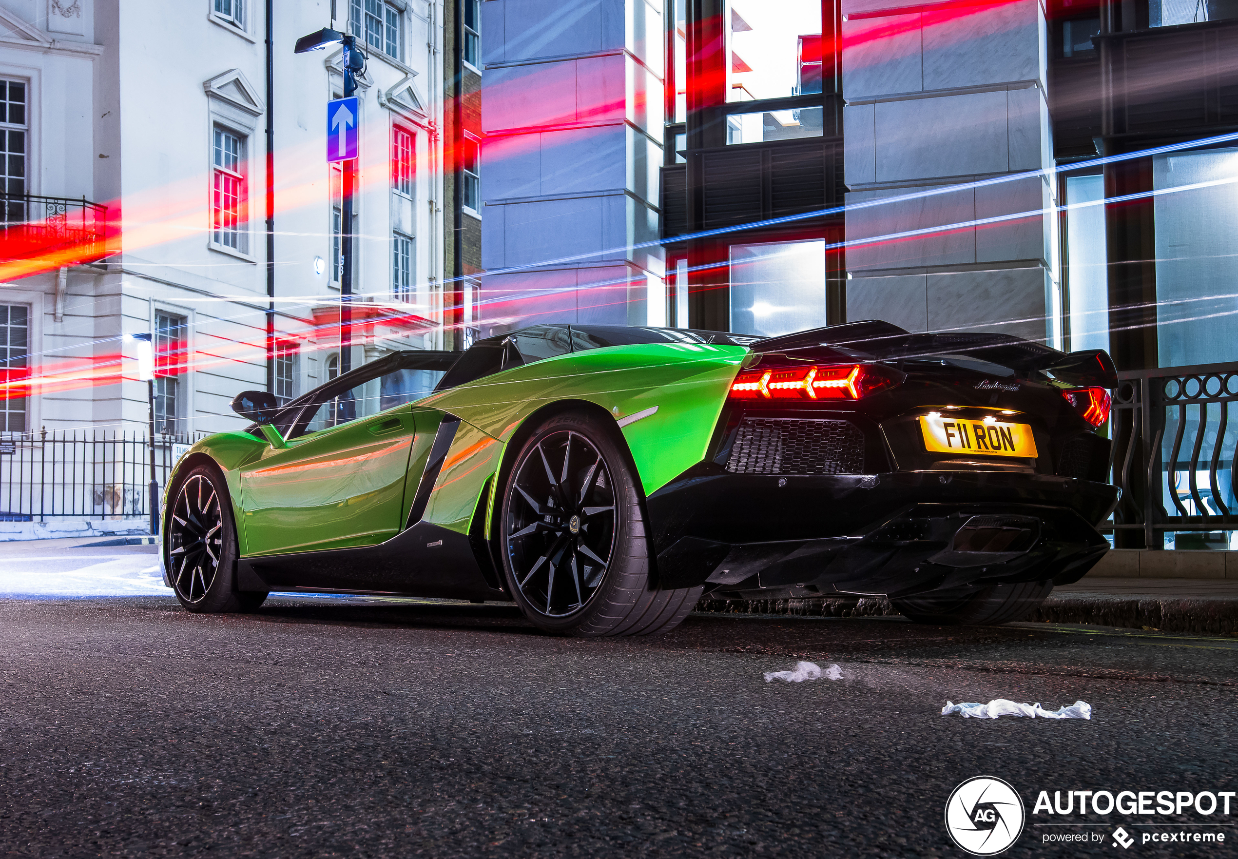 Lamborghini Aventador LP700-4 Roadster