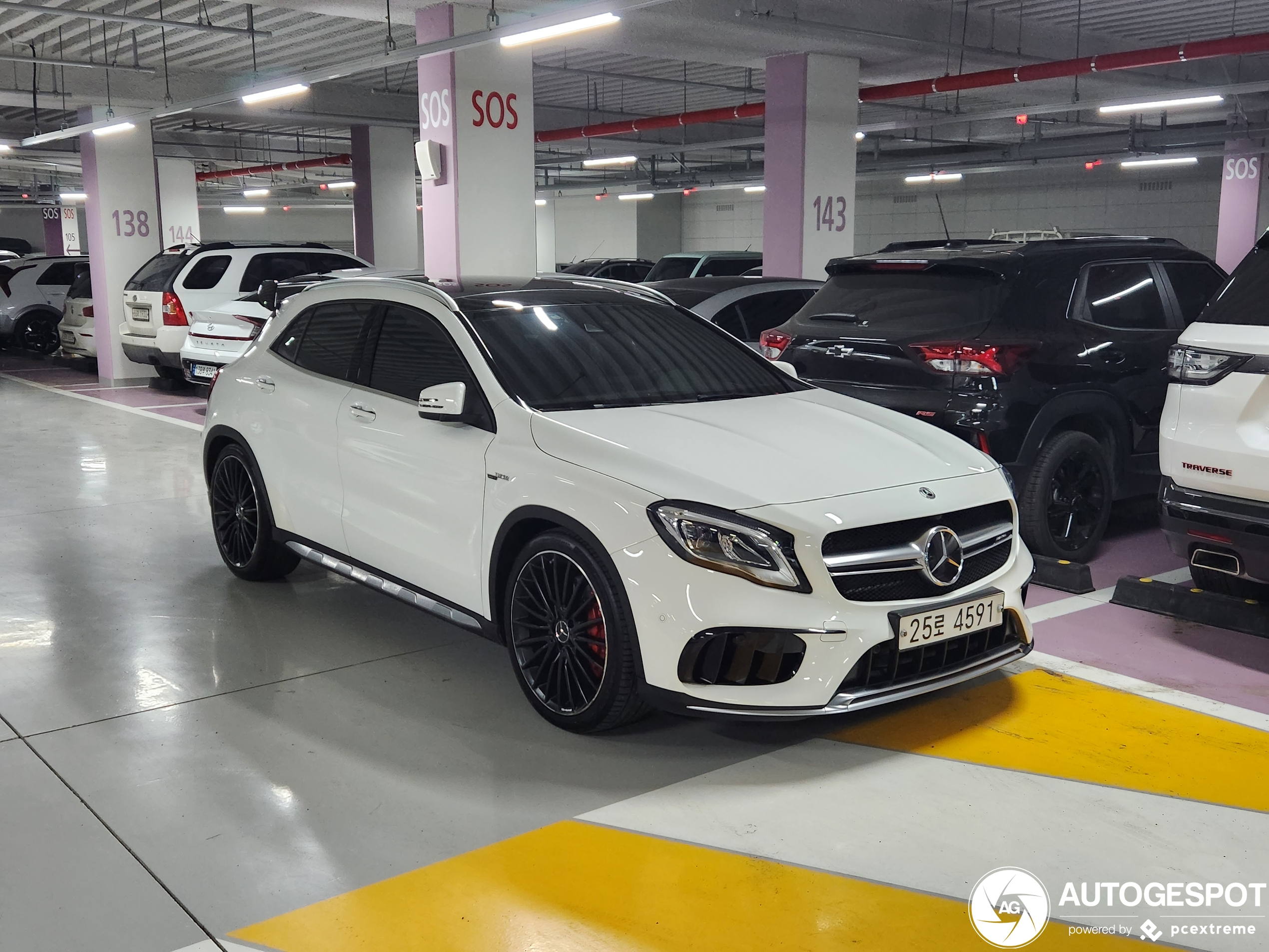 Mercedes-AMG GLA 45 X156 2017