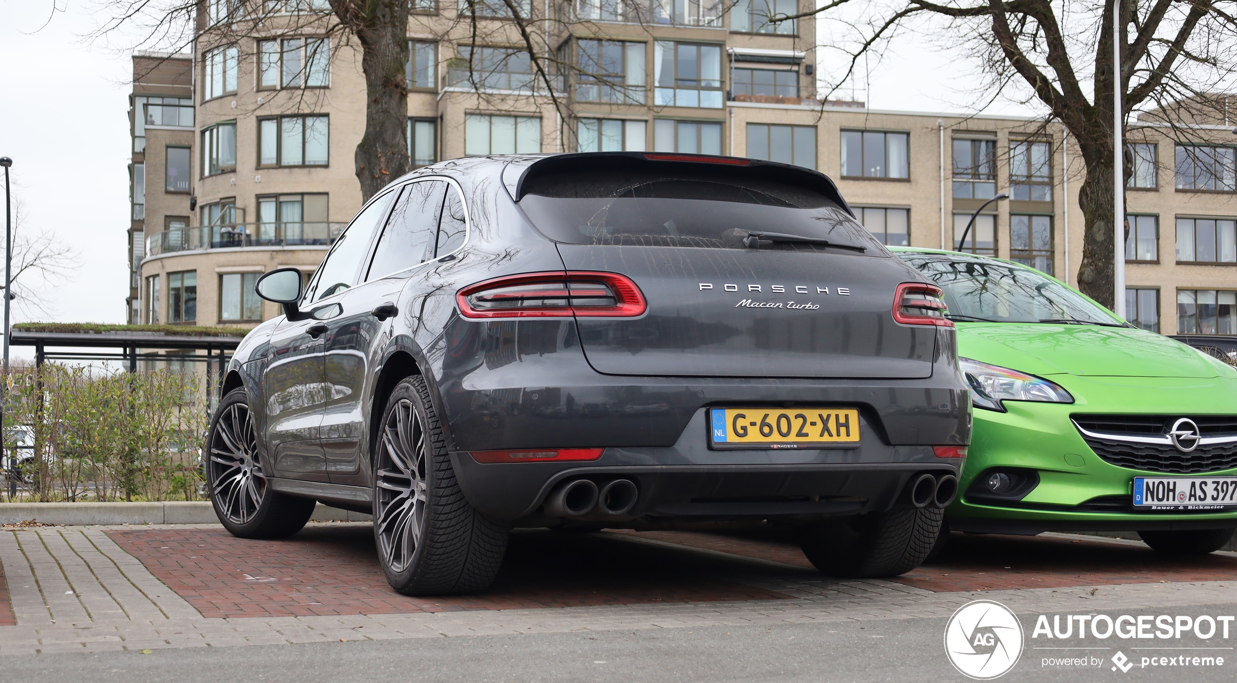 Porsche 95B Macan Turbo