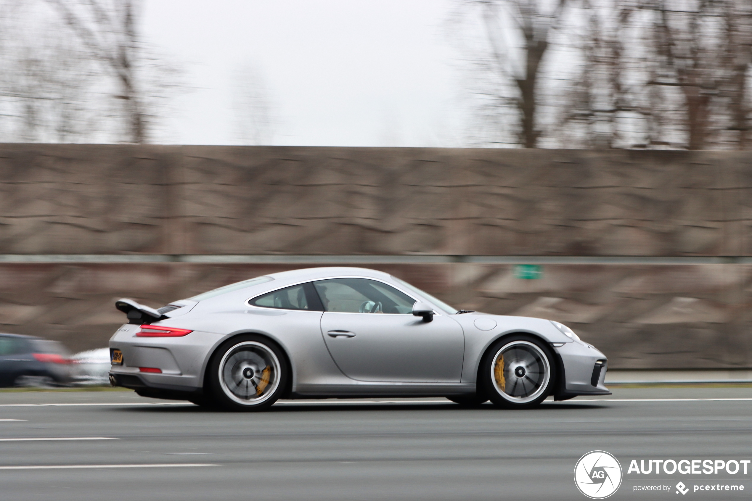 Porsche 991 GT3 Touring