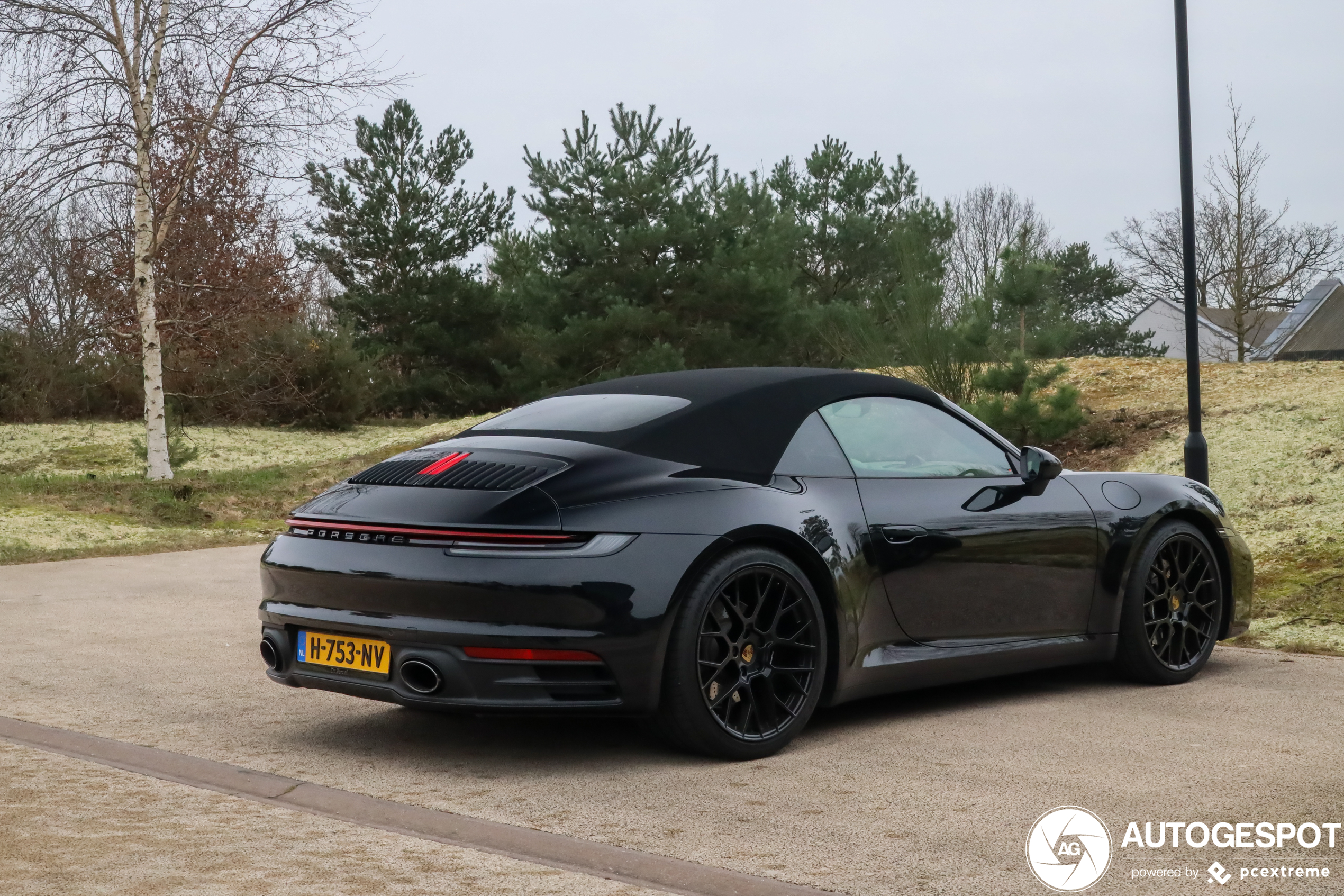 Porsche 992 Carrera 4S Cabriolet