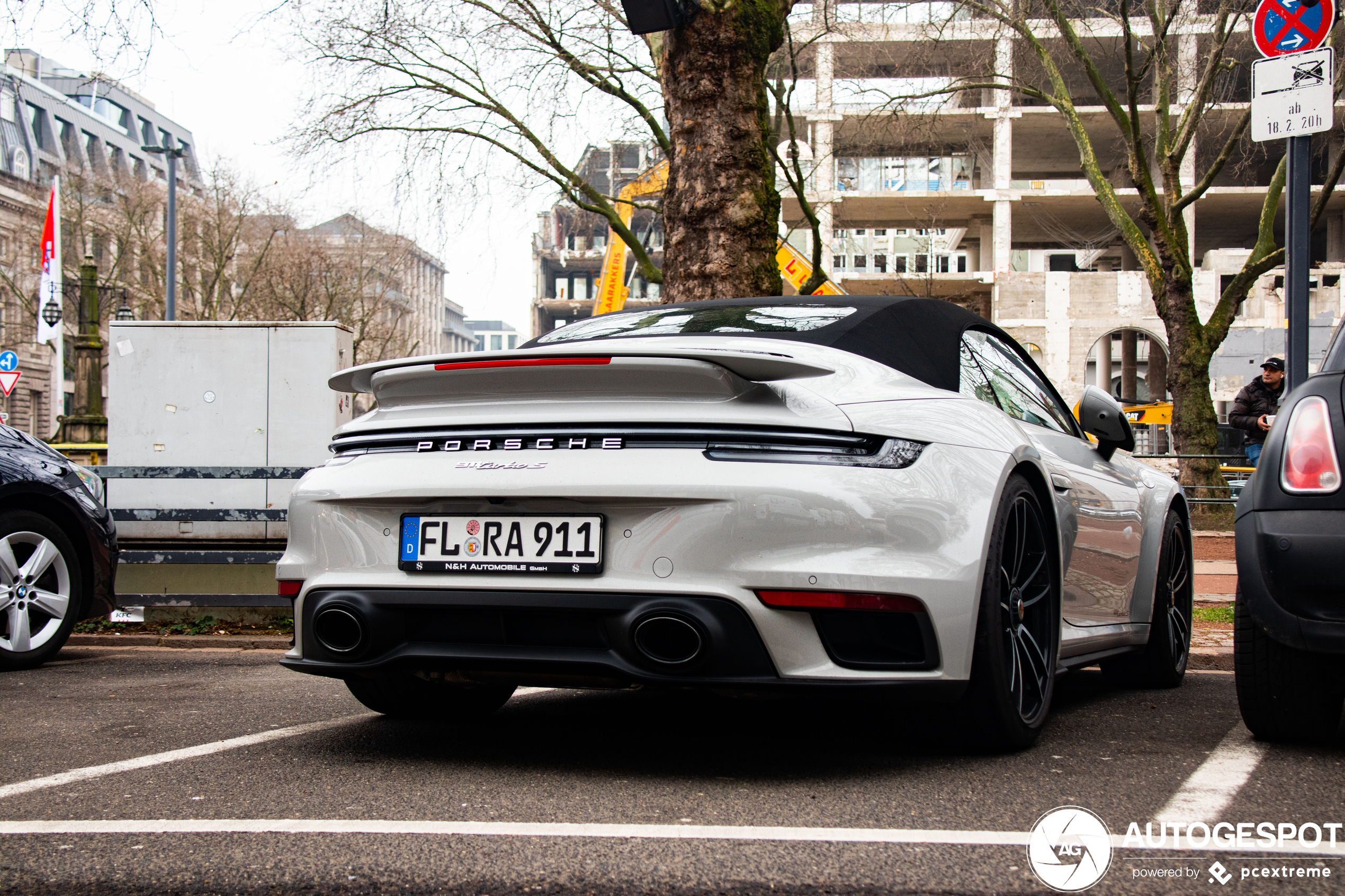 Porsche 992 Turbo S Cabriolet