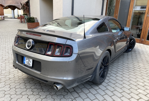 Ford Mustang GT 2013