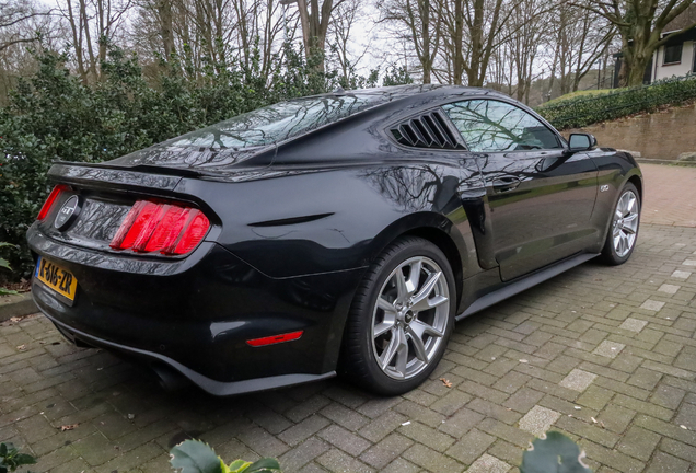 Ford Mustang GT 50th Anniversary Edition