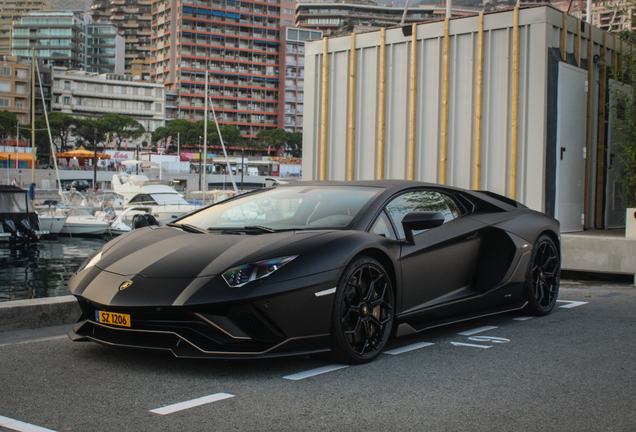 Lamborghini Aventador LP780-4 Ultimae