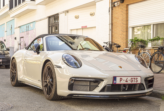 Porsche 992 Carrera 4 GTS Cabriolet