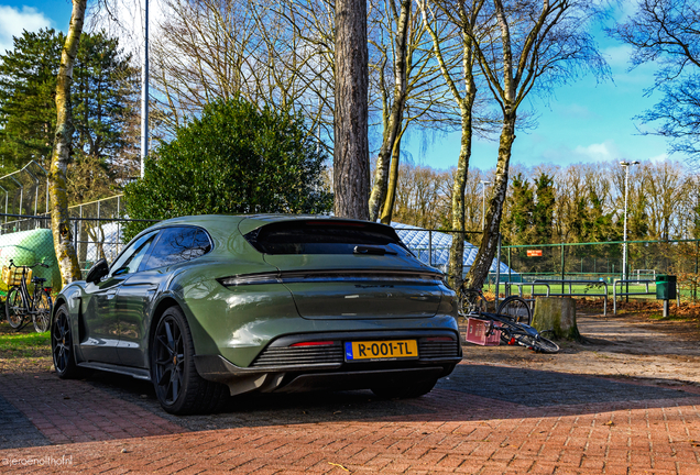 Porsche Taycan GTS Sport Turismo