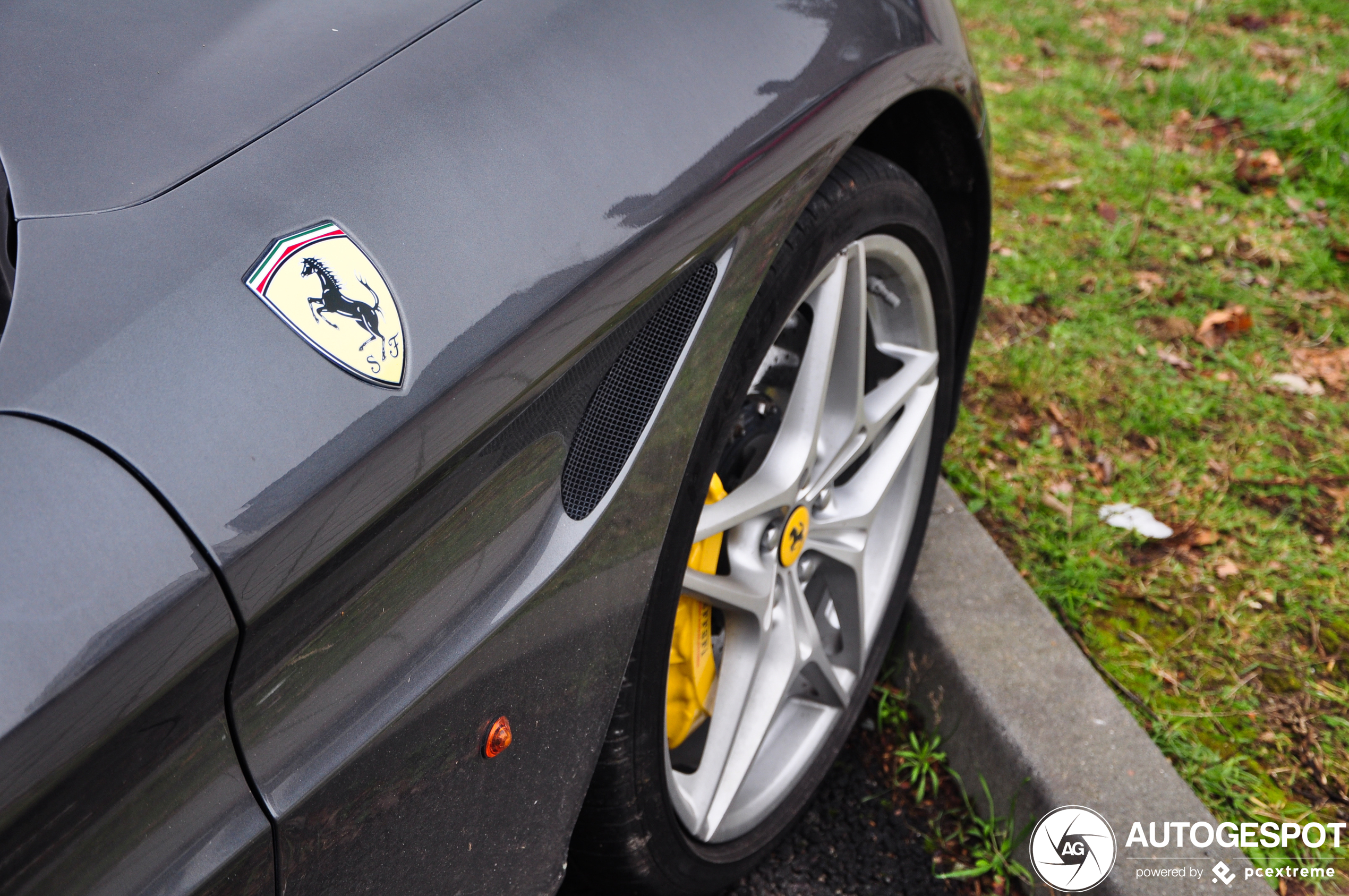 Ferrari California T