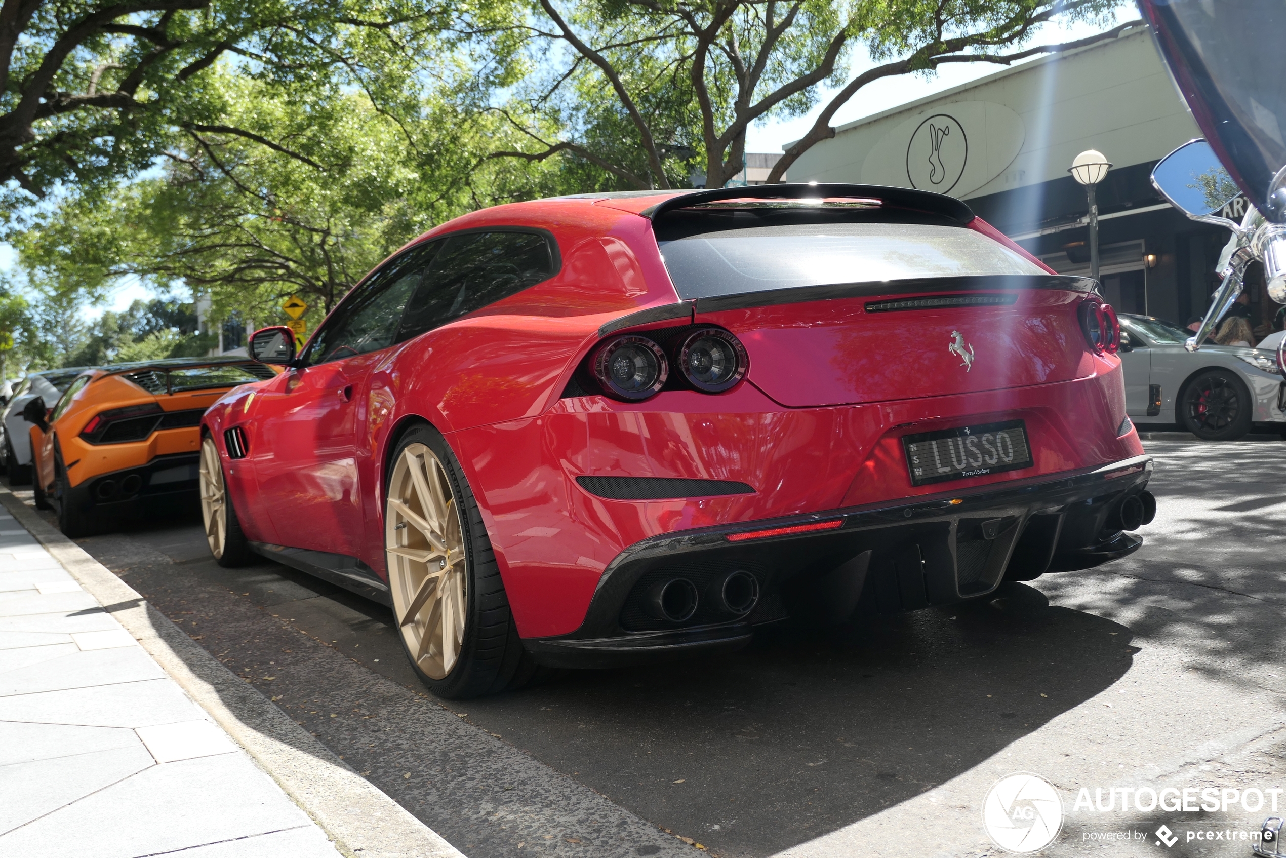 Ferrari GTC4Lusso Novitec Rosso